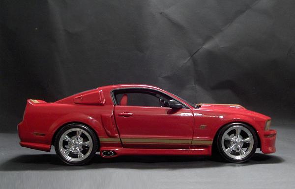 1HOTPONY Diecast-model3.jpg