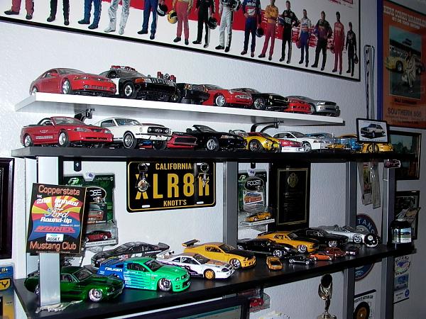 My Diecast Toy Collection...lots of pics...-p1020007.jpg