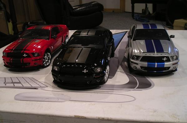 Shelby Collectibles: KR, Super Snake 2008 1:18-picture-1.jpg