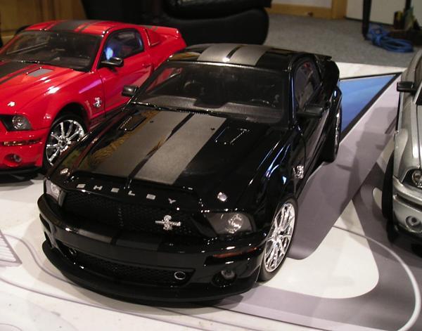 Shelby Collectibles: KR, Super Snake 2008 1:18-picture-5.jpg