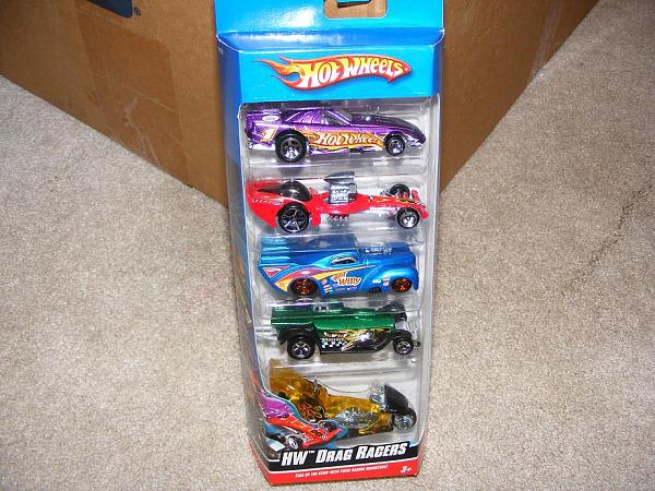 More Finds at the stores...toys yes..-2009_0914dragrace5pack0004.jpg