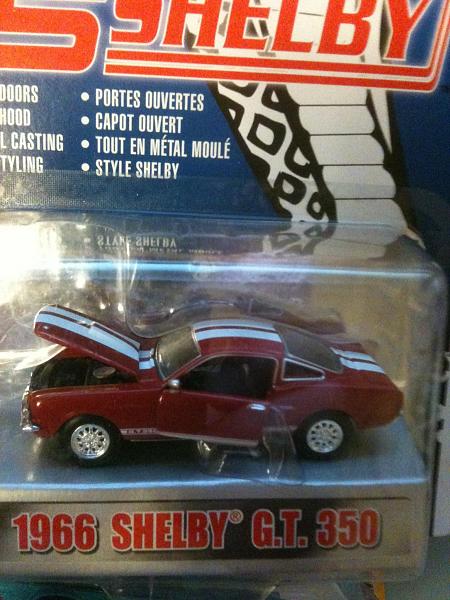 More Finds at the stores...toys yes..-hot-wheels-016.jpg