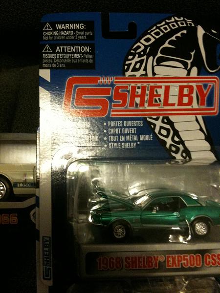 More Finds at the stores...toys yes..-hot-wheels-2-002.jpg