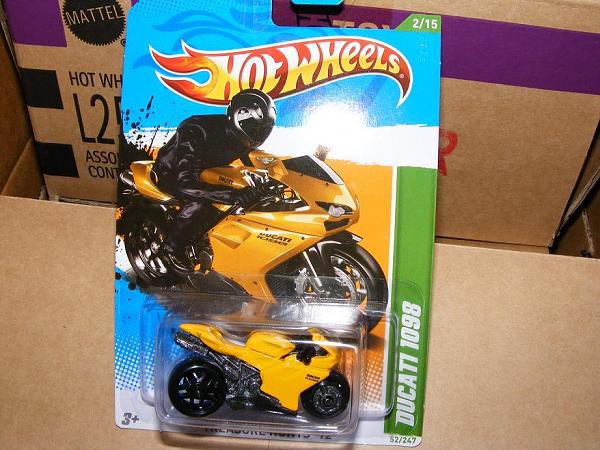 Heads Up Toy collectors: Hotwheels Kmart Collector's Day November 5, 2011-dscf7744.jpg