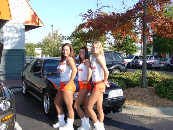 All Southeast TMS GTG Curise-In at Hooters in Mooresville, NC SATURDAY 12/9/06-dsc05812.jpg