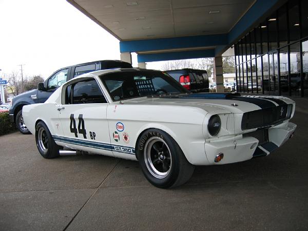 Bold Moves Mustang Club of Tulsa-gt350r.jpg