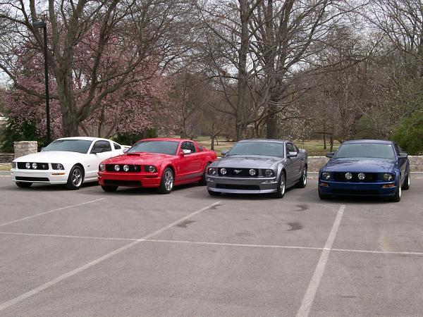 Bold Moves Mustang Club of Tulsa-group-cars8.jpg