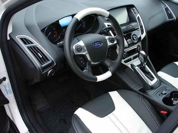 2012 Focus Titanium-08218.jpg