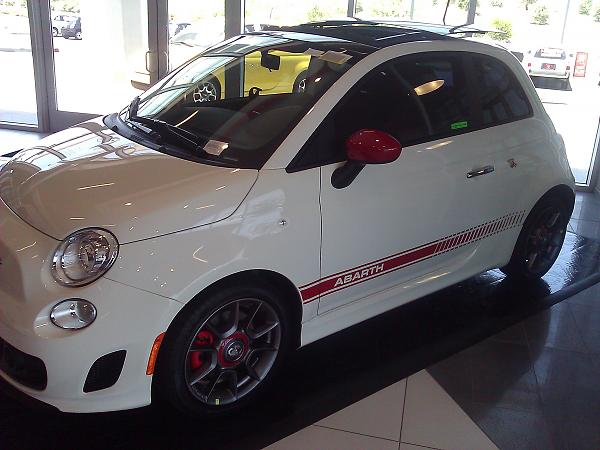 I want a fiat 500 abarth-wp_002069.jpg