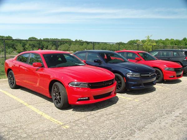 2015 Dodge Charger And Challenger-2015chargers1.jpg