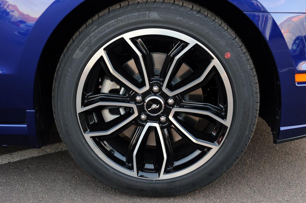 Name:  2013MustangWheel_zpsa02eb49e.jpg
Views: 64
Size:  96.7 KB