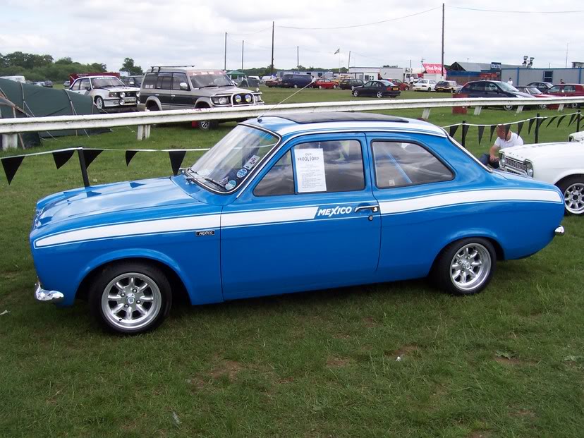 Name:  RetroCarShow2005031.jpg
Views: 87
Size:  118.8 KB