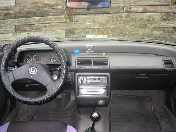 Beat it!  Beat it!  Let&rsquo;s See and Hear About Your Beater Car-1989_vic2.jpg