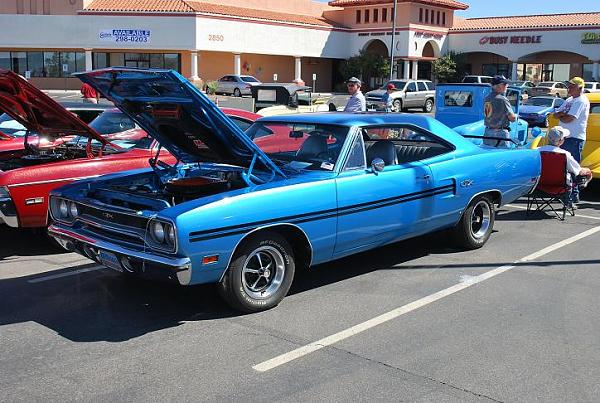 Car show season in full swing- misc pics-test-020.jpg