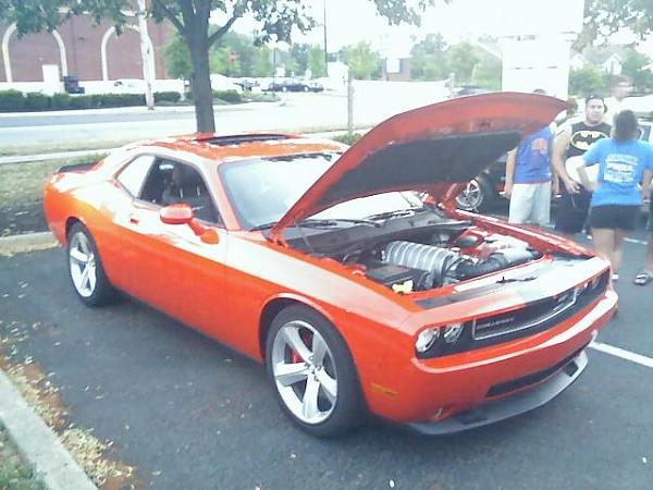2008 Challenger SRT-8 on the street! Picture and info!-2009challenger.jpg