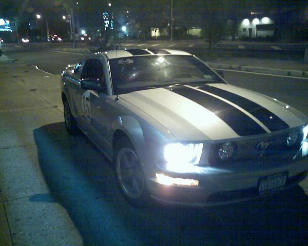 CHALLENGER MEETS MUSTANG IN THE STREET-082308_23281.jpg