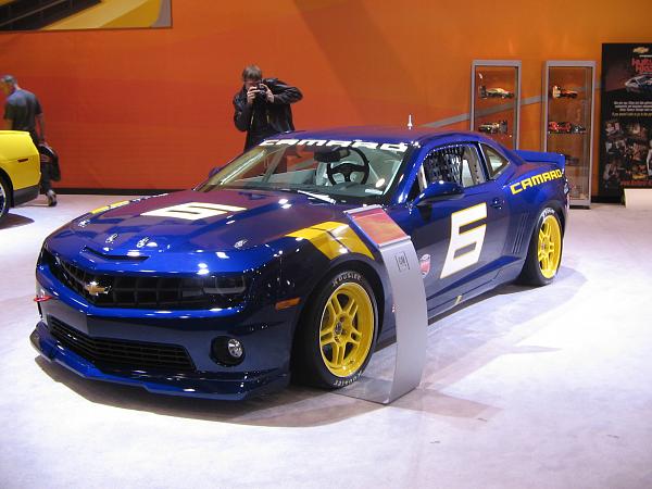 SEMA-Chevrolet Camaros-sema-038.jpg