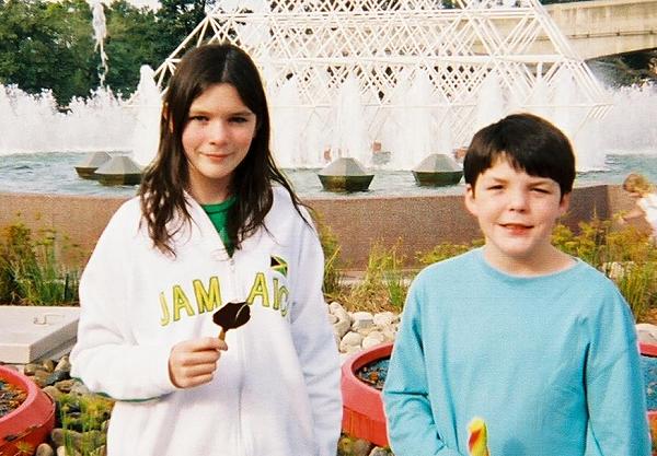 Show Off Your Kids!-fountains.jpg