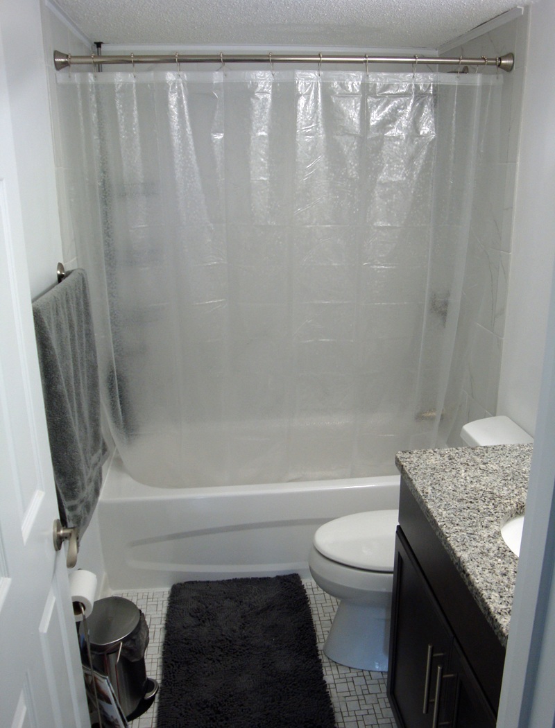 Name:  2013-06-21_bathroom-done2_zps703cc489.jpg
Views: 24
Size:  221.8 KB