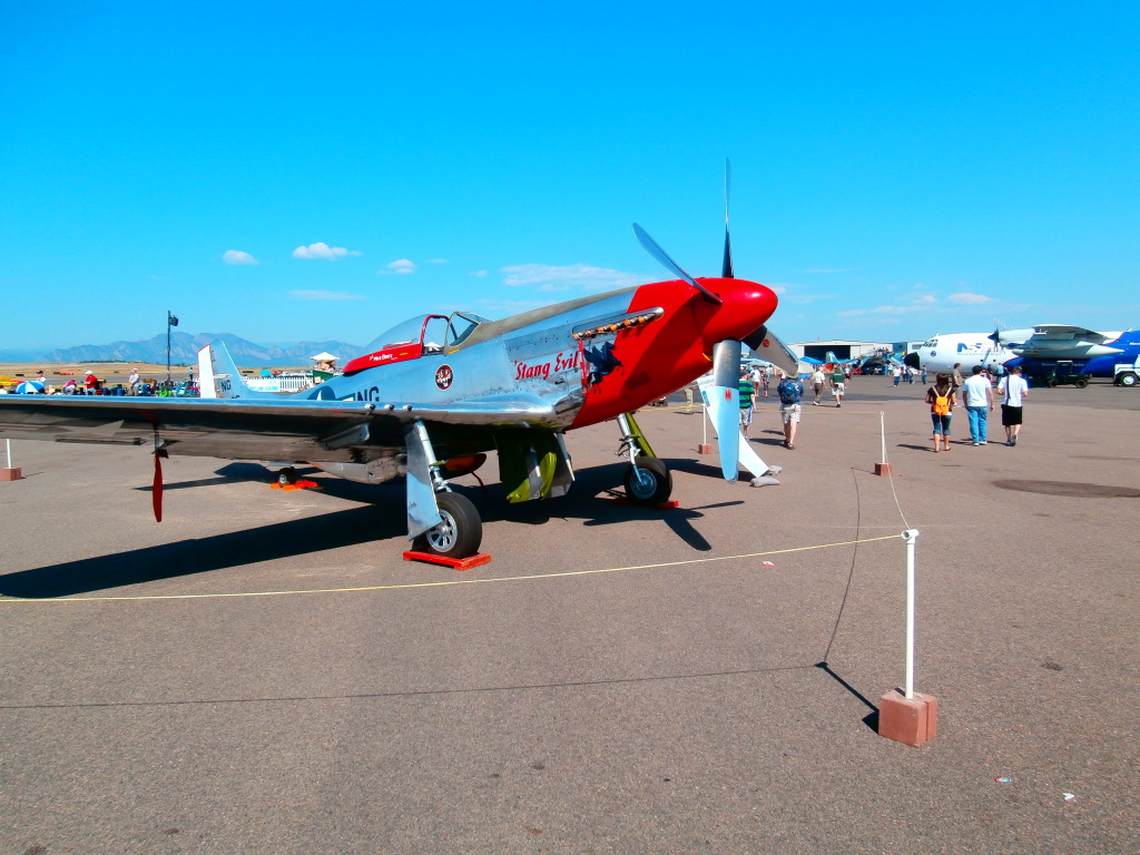 Name:  2012Airshow057.jpg
Views: 35
Size:  239.7 KB