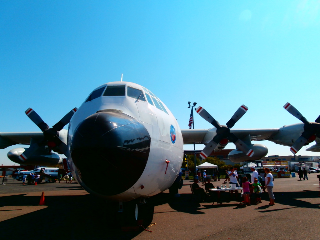 Name:  2012Airshow037.jpg
Views: 31
Size:  292.2 KB