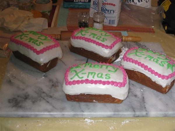 Christmas Crack-cake-08-005-medium-.jpg