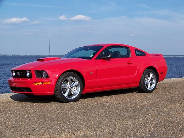 Got my 2008 Torch Red GT-lake-june-2.jpg