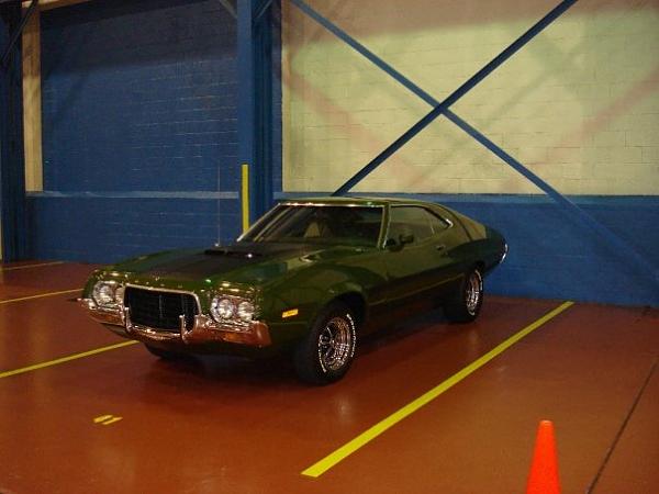 New Mustang Member - Detroit-1972-gran-torino-sport-11-22-09.jpg