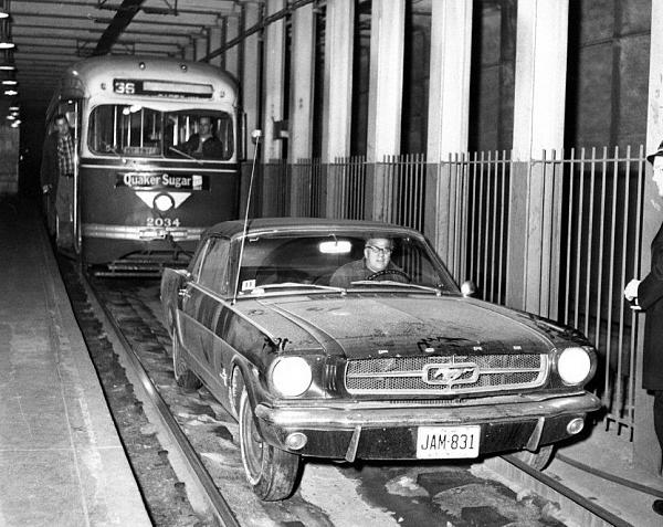 Railroaded Mustang-mustangontrack.jpg