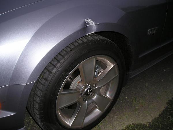 So I hit my wife's car with my Mustang today!-07_ouch.jpg