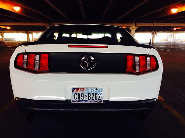 Black exhaust on white GTCS-image-486159871.jpg