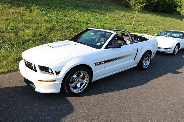 What did you do with your Mustang today?*-stangrazors_small.jpg