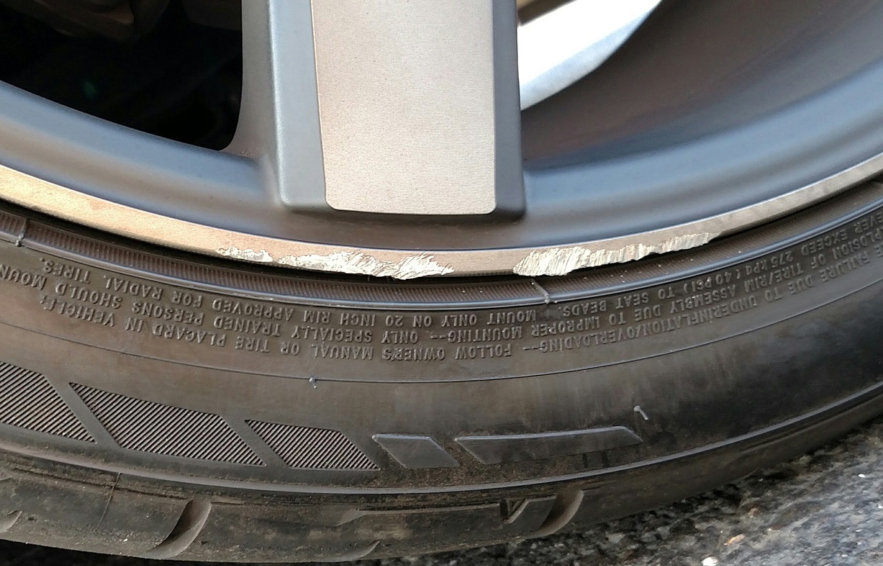 Name:  20160915_damage1.jpg
Views: 101
Size:  345.1 KB