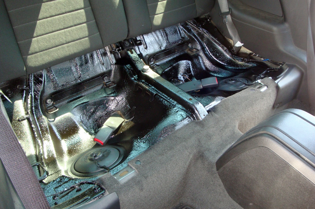 Name:  2014-07-08_spray-sound-deadener1_zps243ceb58.jpg
Views: 118
Size:  495.9 KB