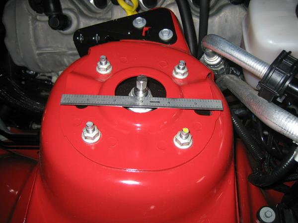 Ponies on The Run!-strut_driver_looking-inboard1.jpg