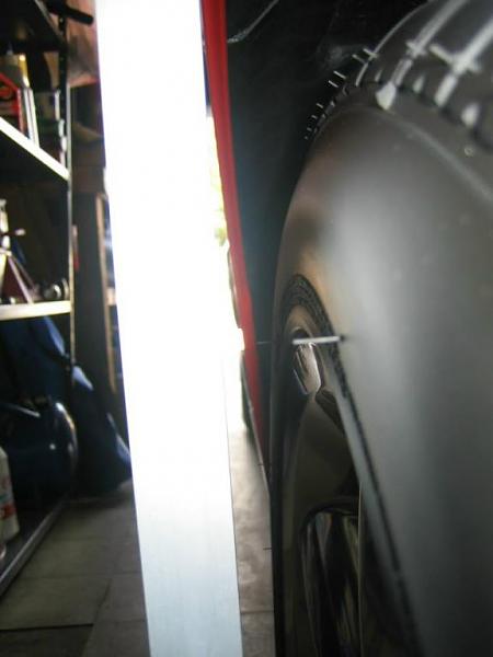 Ponies on The Run!-pass_fr_straight-edge_upper-tire.jpg