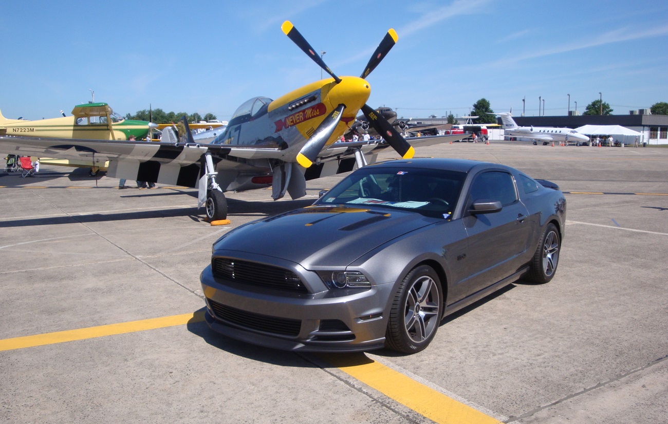 Name:  2013-08-25_WingsWheels-104-1300_zps1f592ece.jpg
Views: 42
Size:  352.5 KB