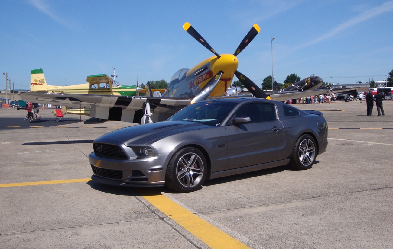 Name:  2013-08-25_WingsWheels-102-1300_zps49c9da6d.jpg
Views: 39
Size:  326.4 KB