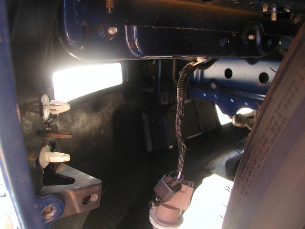 Ponies on The Run!-light-clips-2.jpg