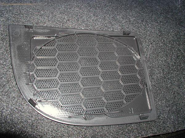 Ponies on The Run!-infinity-682.7cf-rear-speaker-cover.jpg