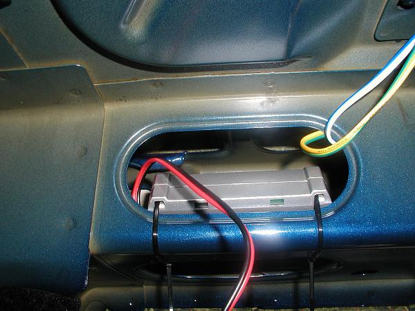 Ponies on The Run!-infinity-682.7cf-rear-crossover-1.jpg