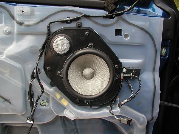 Ponies on The Run!-front-speaker-installed.jpg