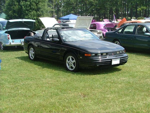 Ponies on The Run!-oldsmobile-2a.jpg