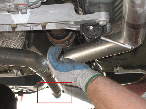 Ponies on The Run!-passenger-side-pipe-angle.jpg