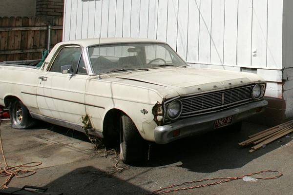 Ponies on The Run!-ranchfront.jpg