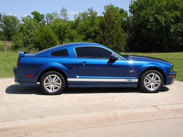 Ponies on The Run!-2backgrnd.jpg