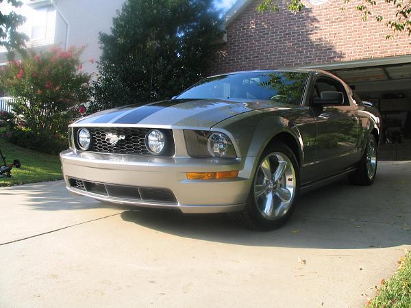 Skunk stripes installed by dealer-mike-pictures-sept-2007-067.jpg