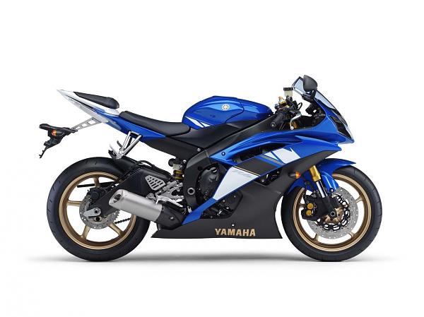 Ponies on The Run!-r6.jpg