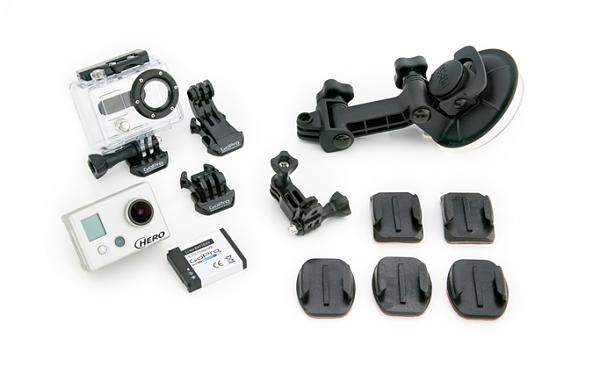 Ponies on The Run!-683_large_chdmh-001-01-683x426.jpg