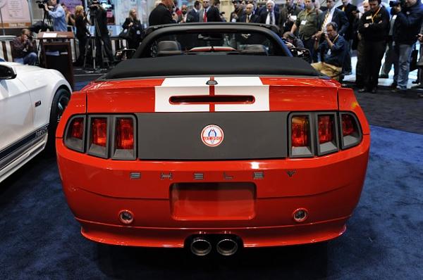 Gt350 or BOSS-2012-shelby-gt350-convertible-red-rear-view-610x405.jpg